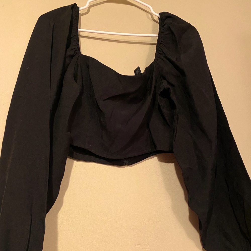 Forever 21 Long sleeve Crop Top